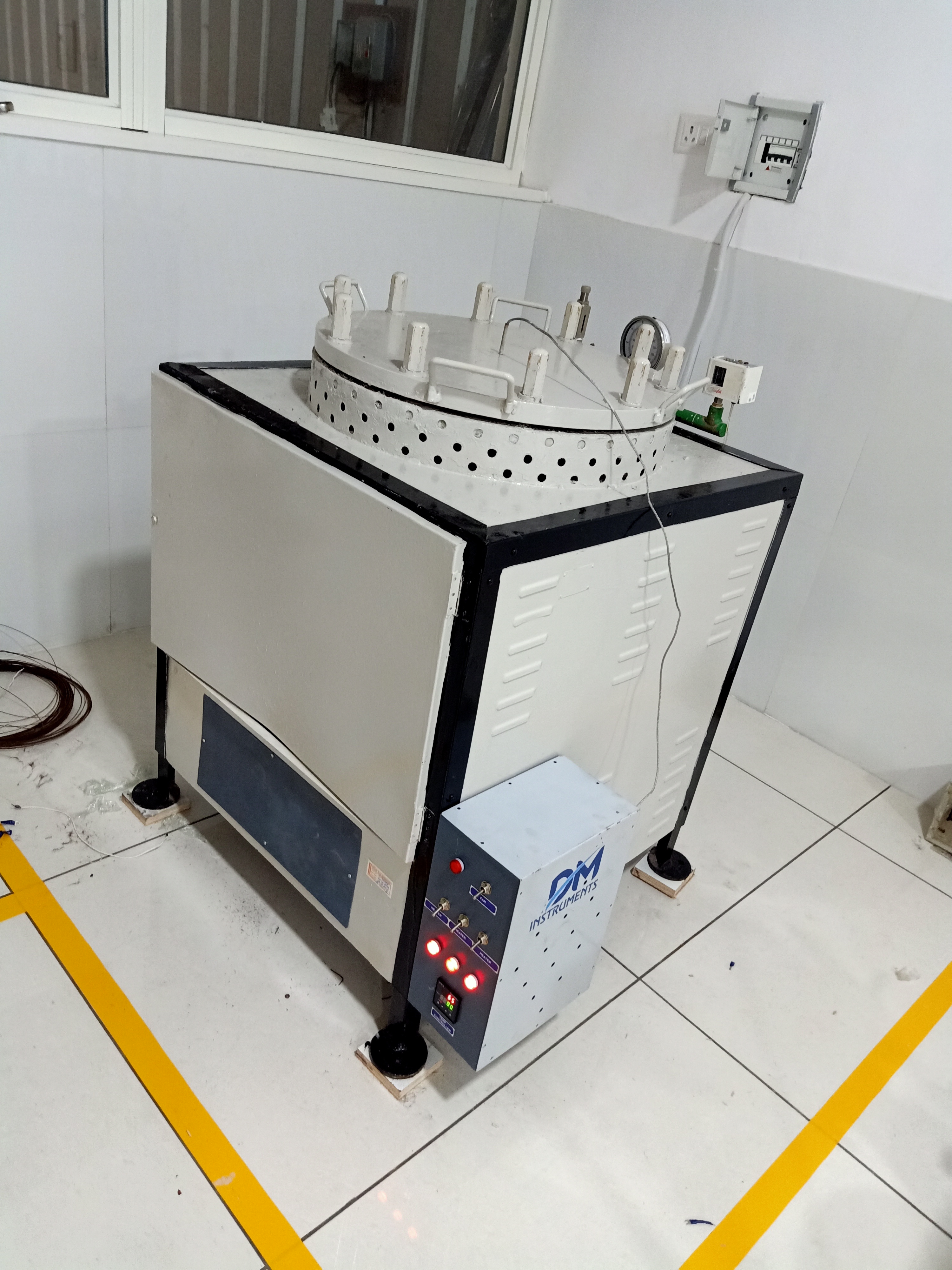 CEMENT AUTOCLAVE